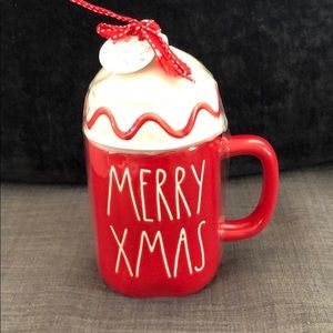 Rae Dunn Merry Xmas mug with topper